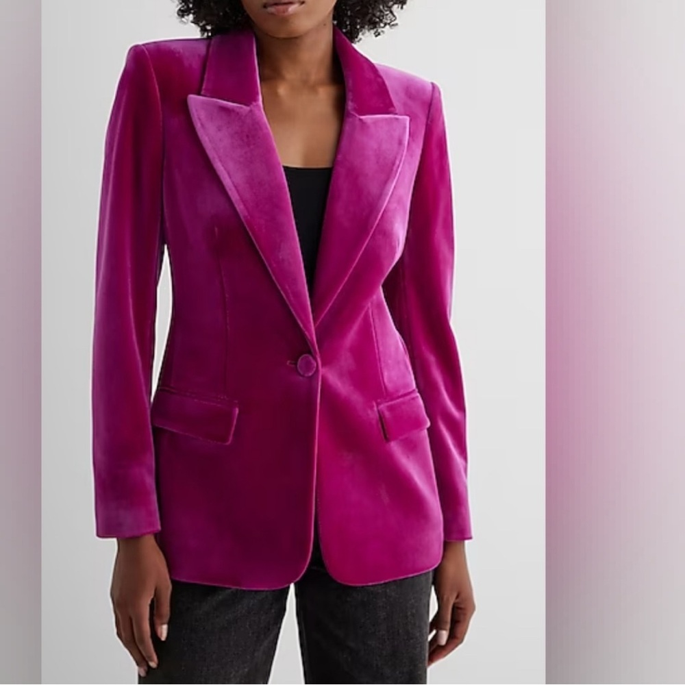 Express magenta velour blazer size small worm ONCE